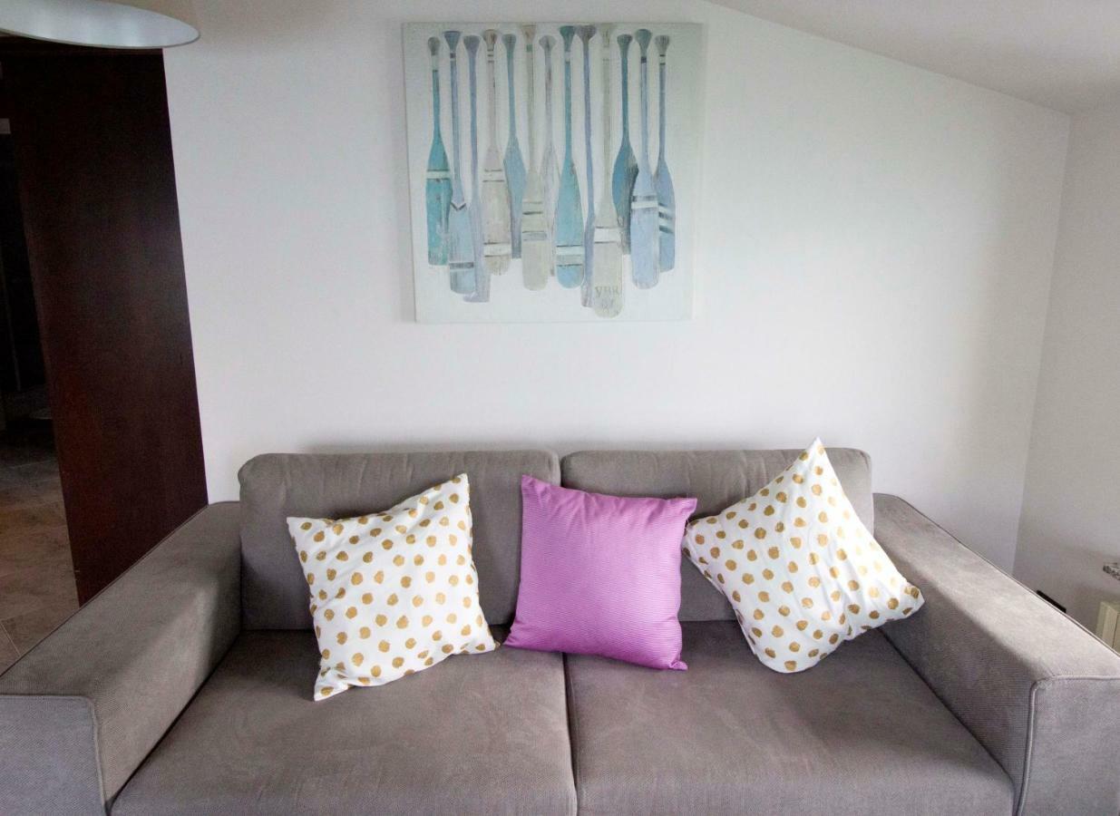 L'Ora Apartment มาโรเน ภายนอก รูปภาพ