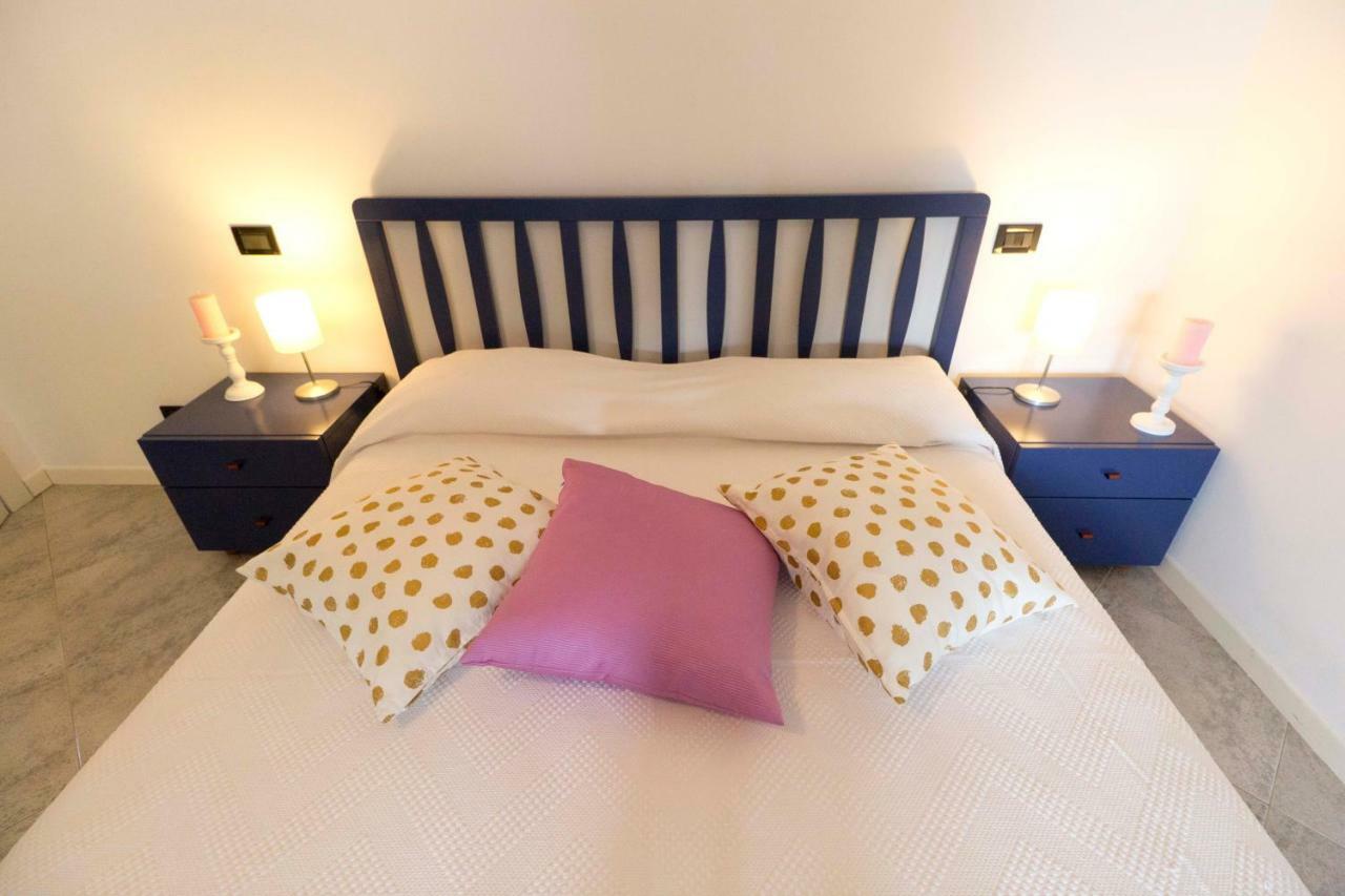 L'Ora Apartment มาโรเน ภายนอก รูปภาพ