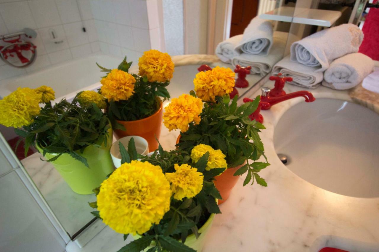 L'Ora Apartment มาโรเน ภายนอก รูปภาพ